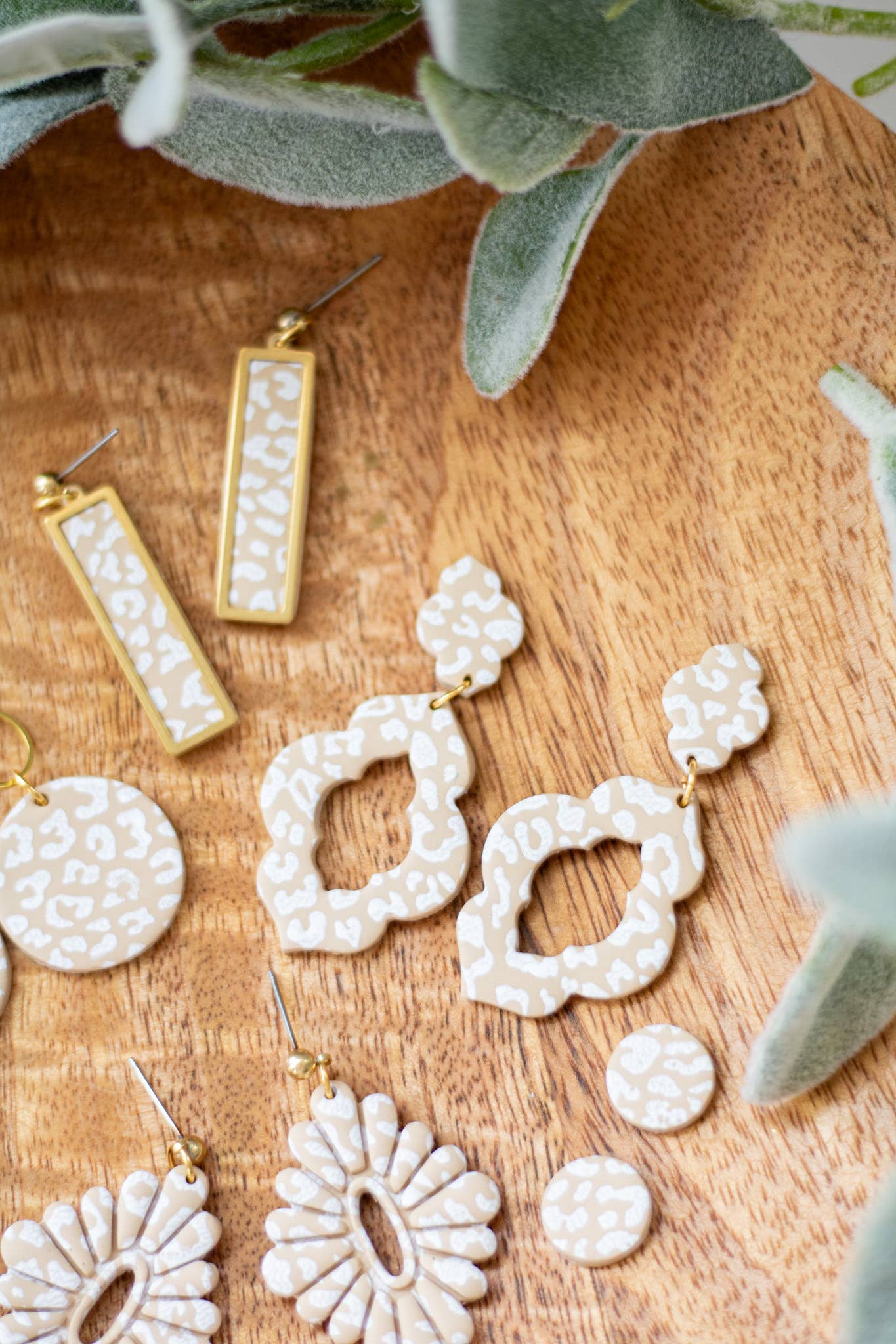 Champagne Leopard Collection