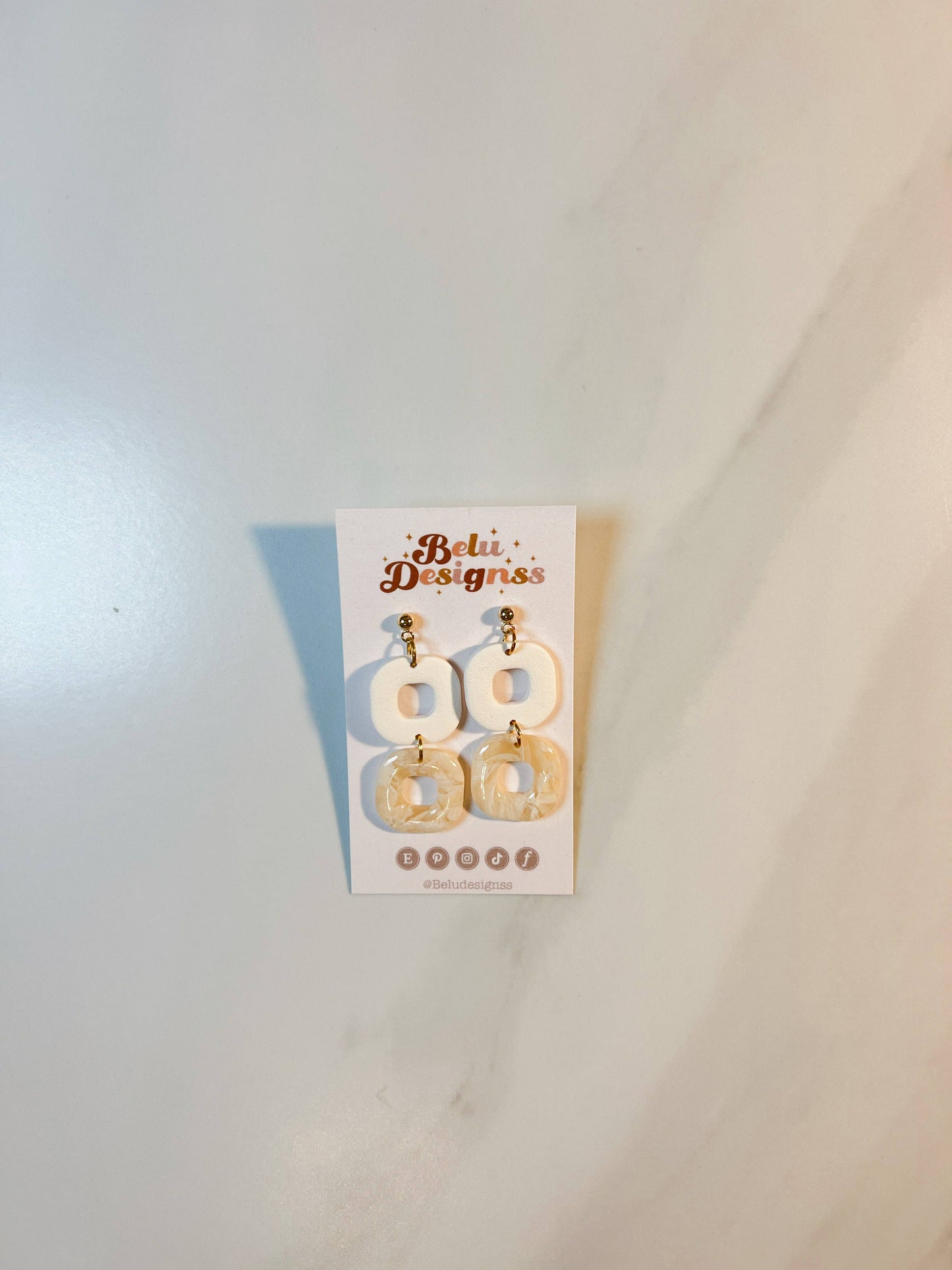 White and marbled squares polymer clay earrings