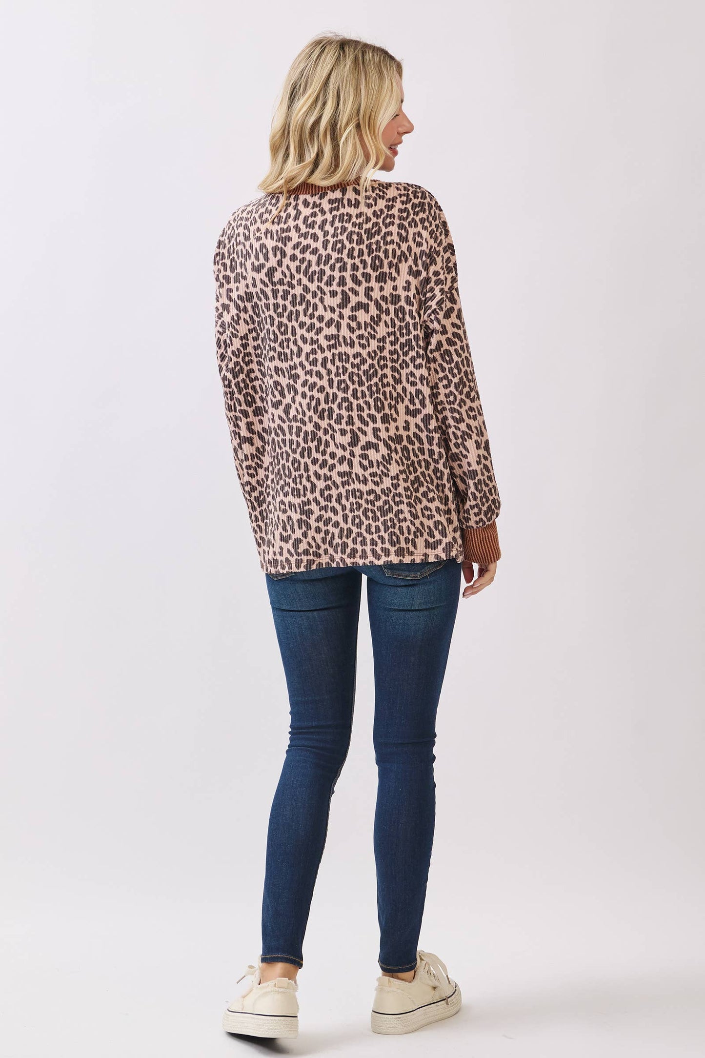 Rib Animal Print Drop Shoulder V Seam Long Sleeve Top T5817