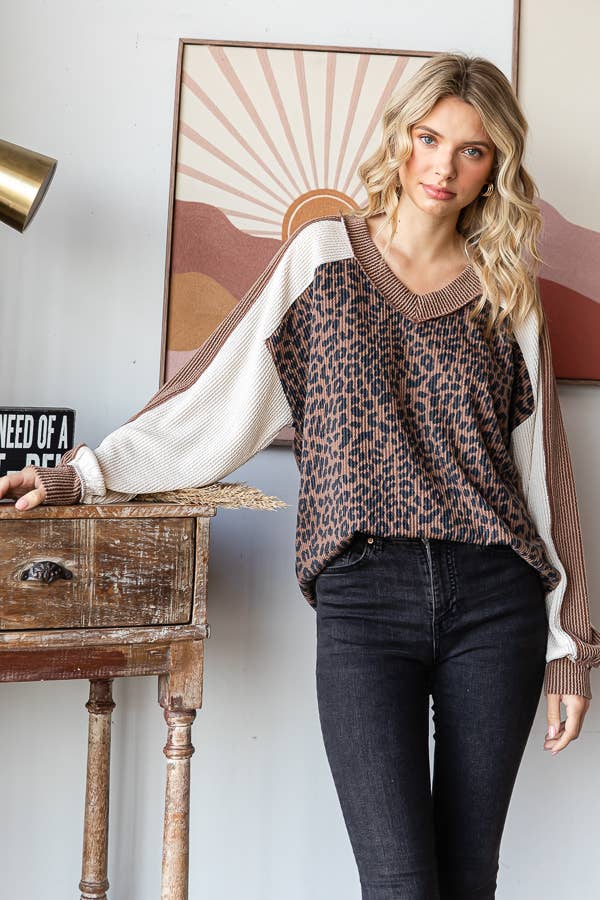Animal Color Block V Neck Long Sleeve Pullover Top T5821
