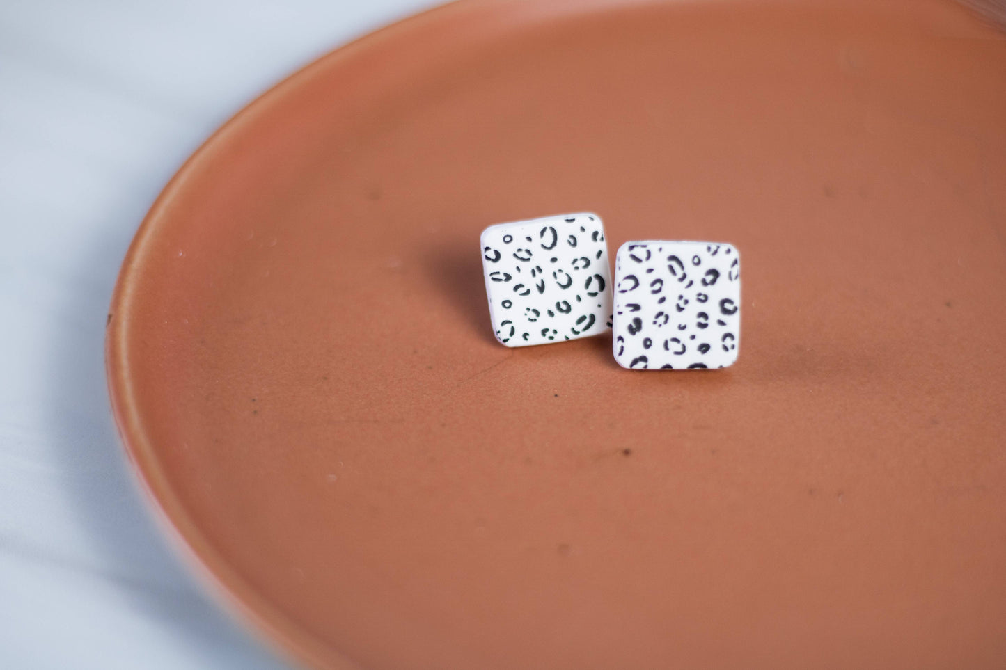 White Cheetah Collection