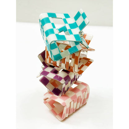 Most Wanted Checkered Hair Claw