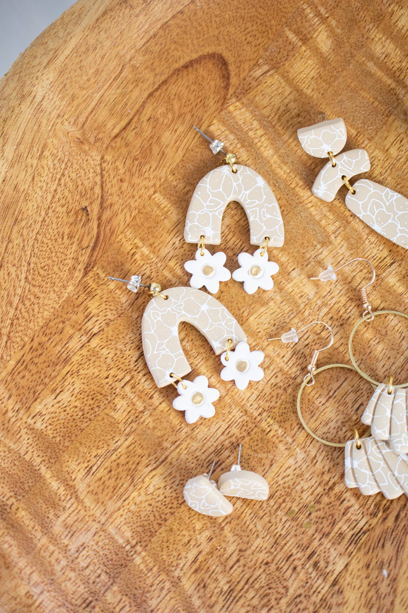 Neutral Flower Collection