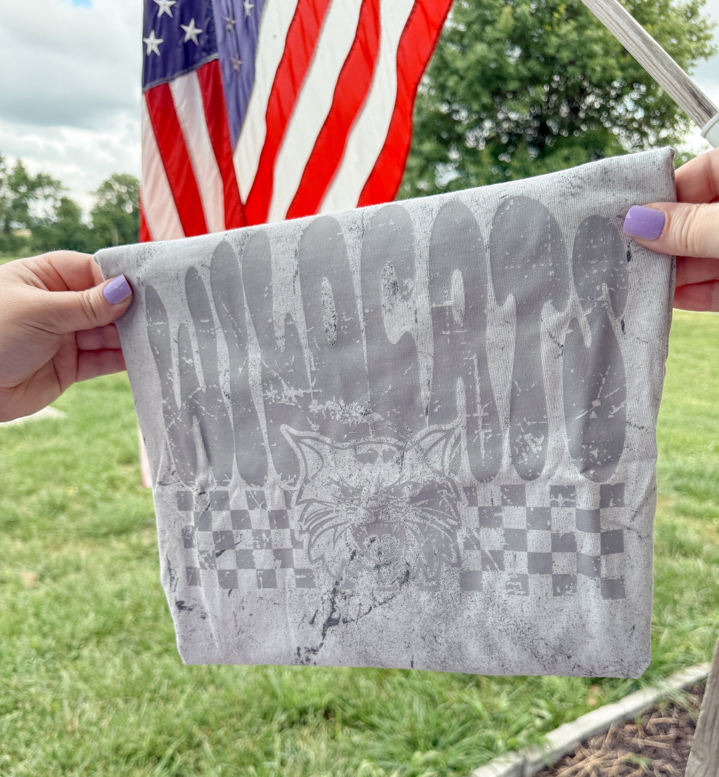 Neosho Wildcats Grey Dyed Tee