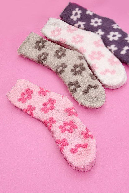 WARM CORAL FLEECE PLUSH DAISY FUZZY SOCKS | 40S02047
