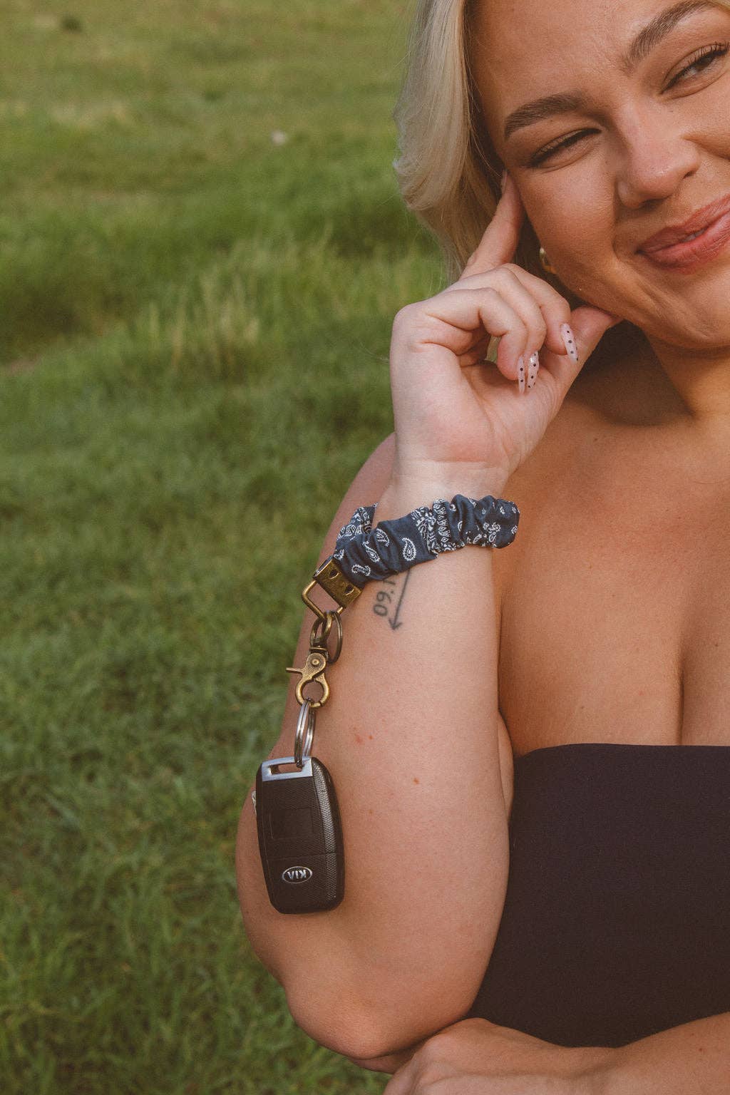 Paisley in Navy Keychain
