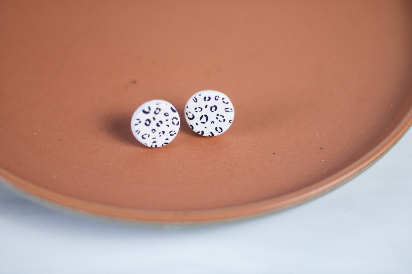 White Cheetah Collection