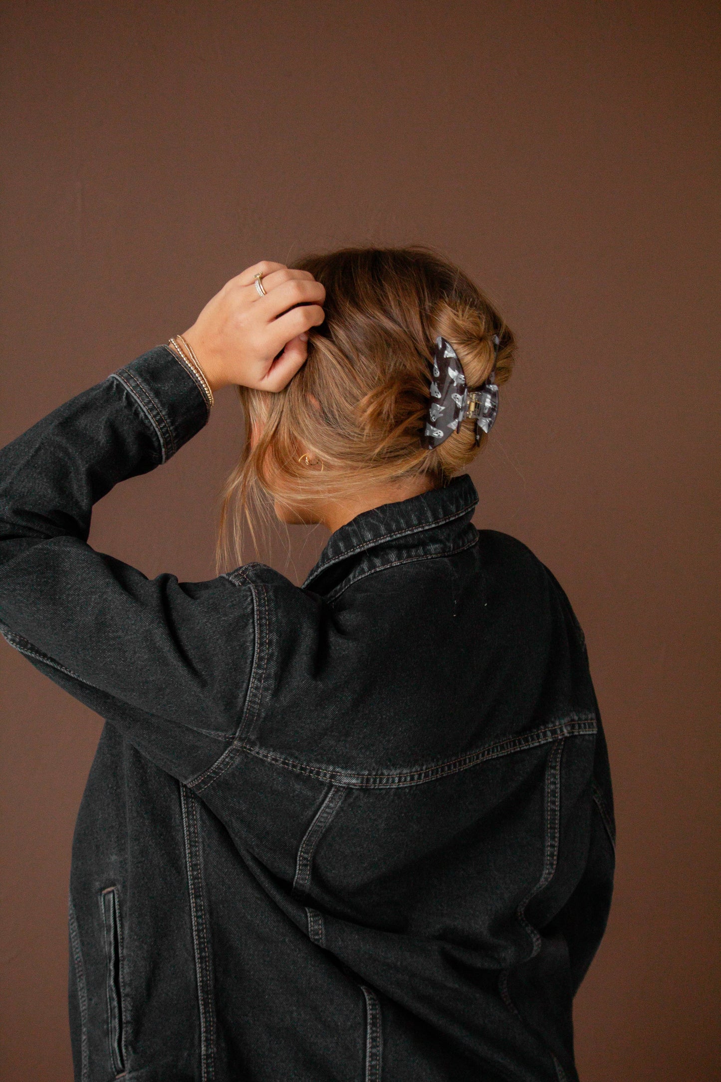 Black Ghosty Claw Clip