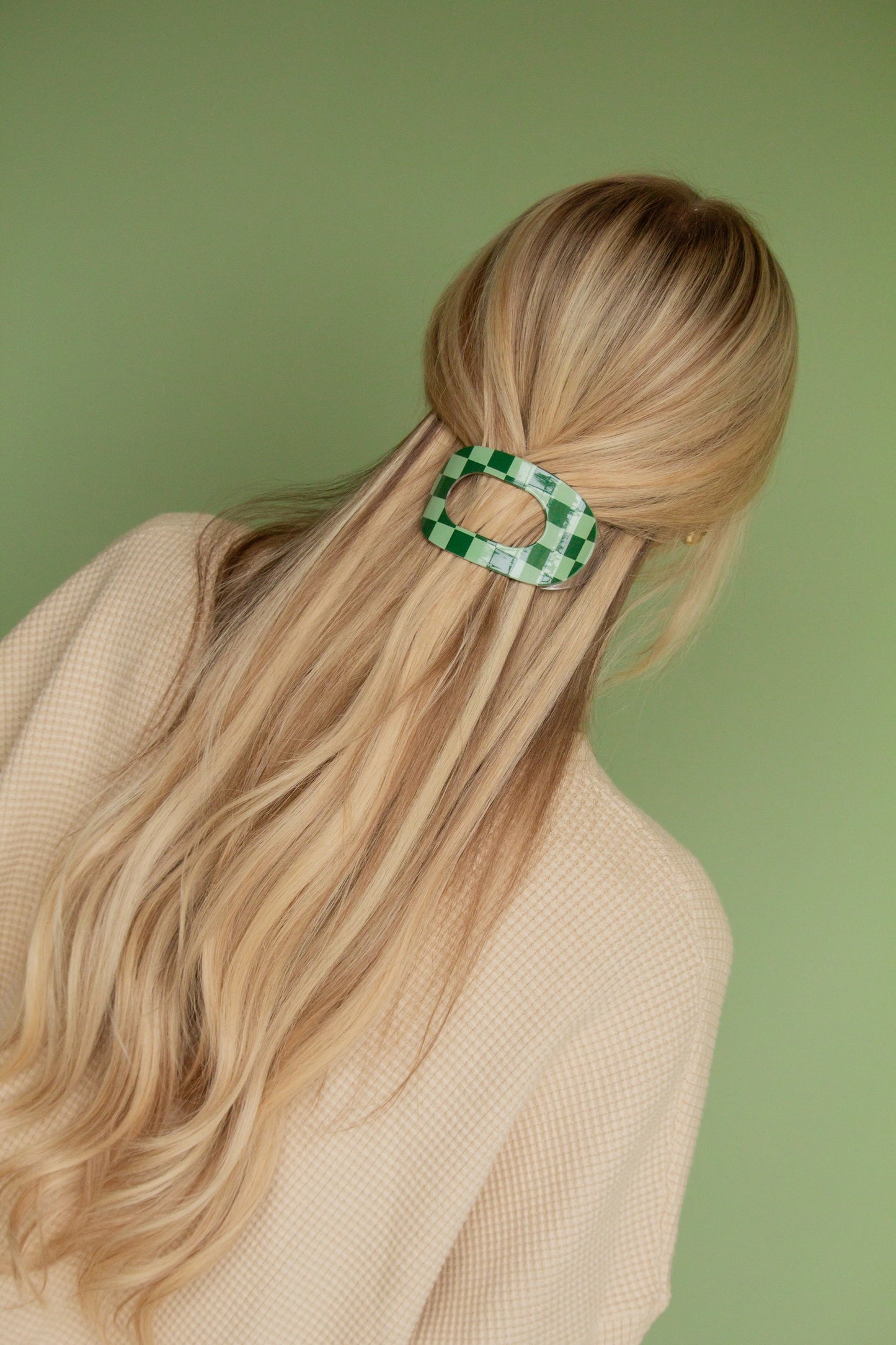 Checkered Circle Cutout Hair Clip-Green